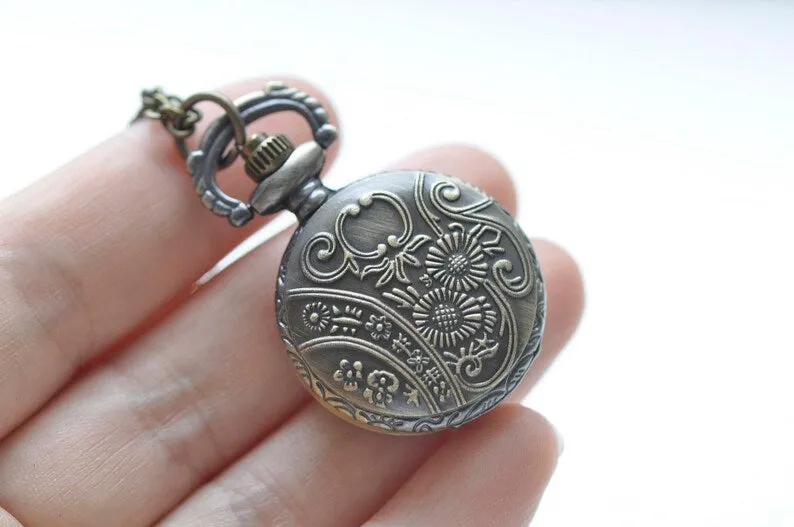 1 PC Antique Bronze Small Round Flower Pocket Watch 27mm/47mm