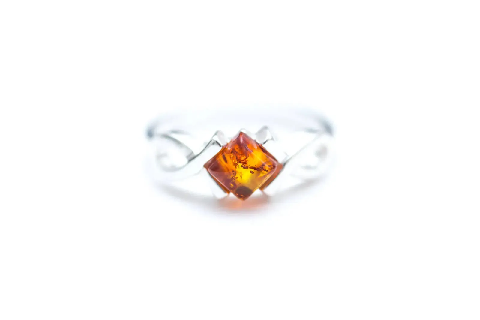 Amber Diamond Infinity Ring - Elegant Sparkling Gemstone Jewelry for Any Occasion