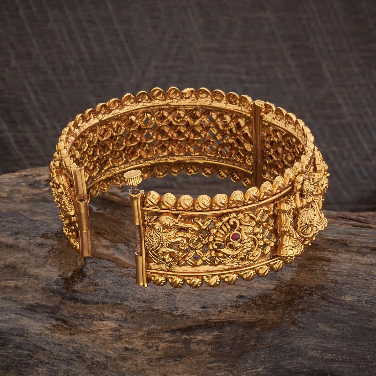Antique Bangle 167864