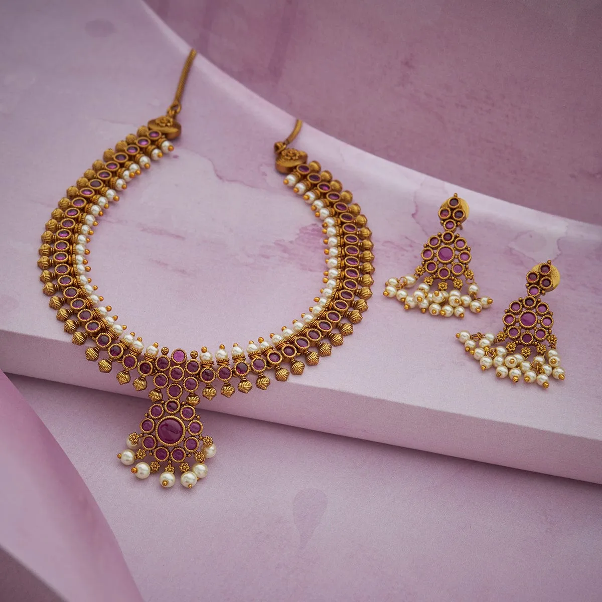 Antique Necklace 147589