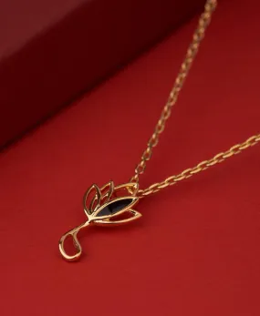 Beautiful Lotus 18Kt Gold Pendant