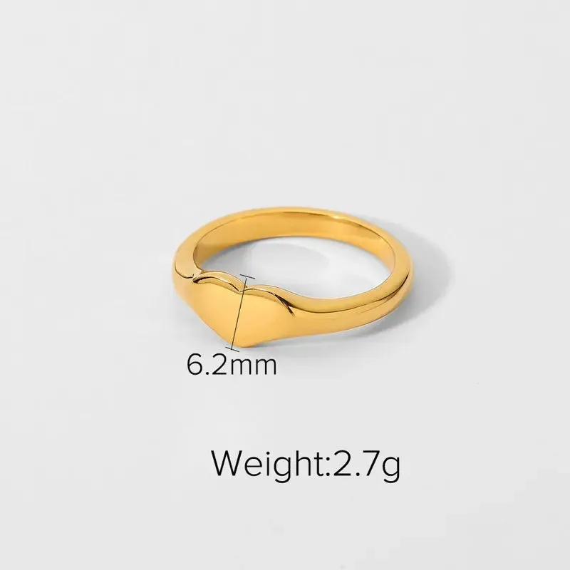 Chunky Gold Heart Ring Set