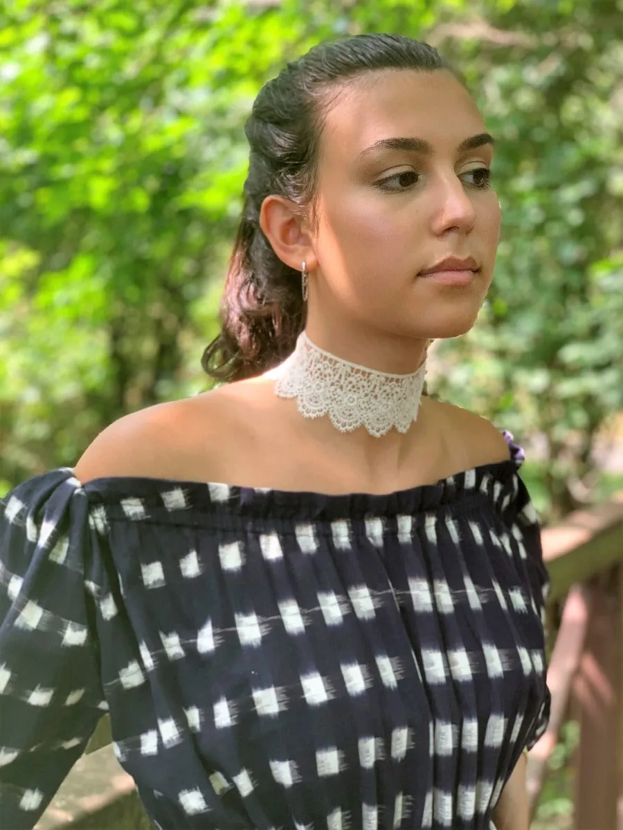 Cream Lace Choker