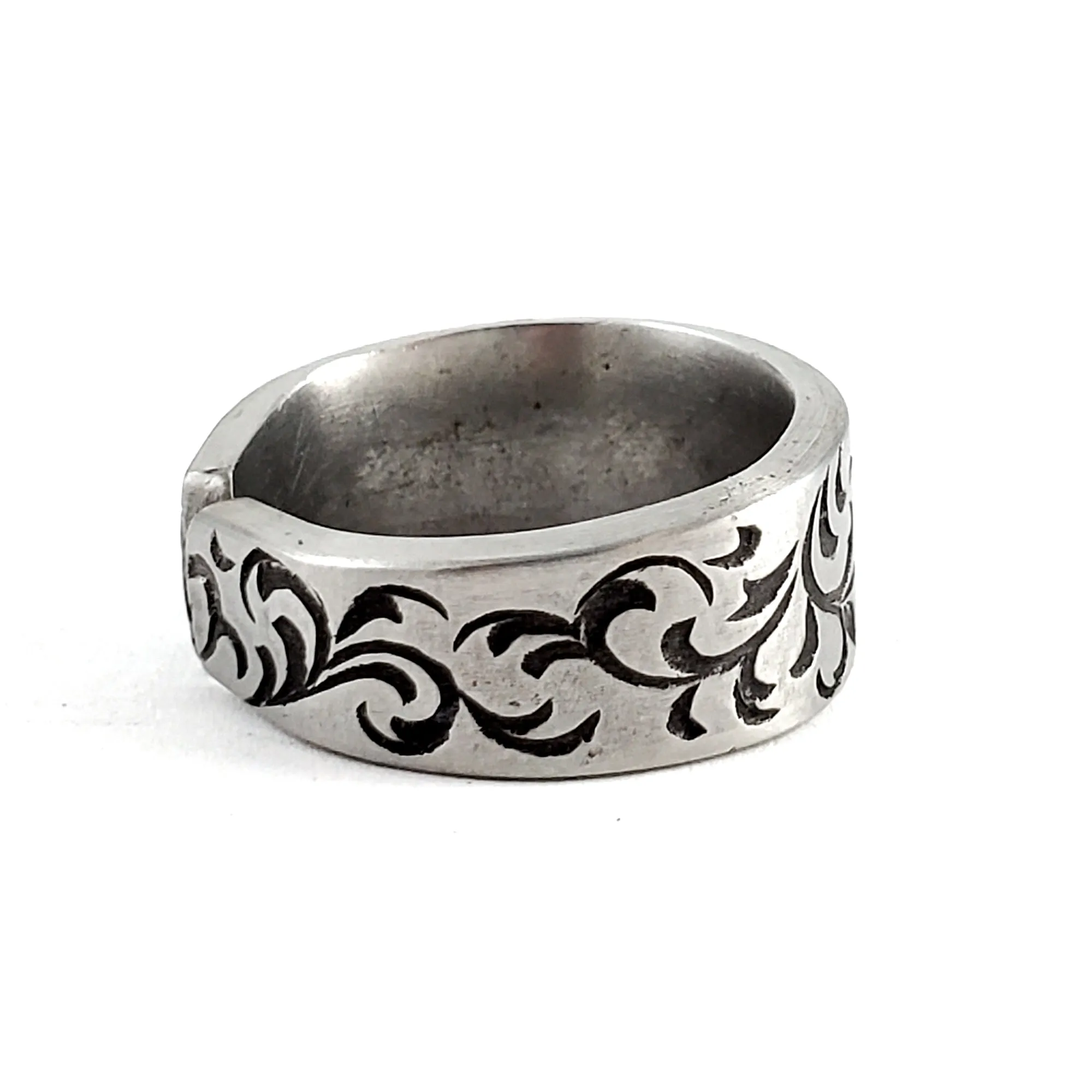 Damask Corsican Stainless Steel Spoon Ring