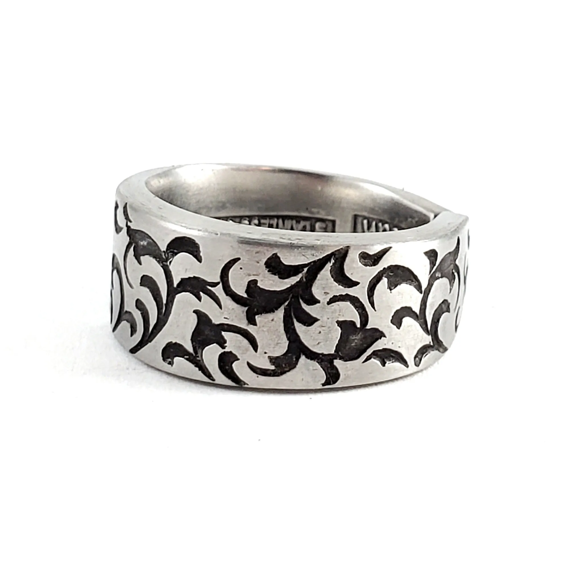 Damask Corsican Stainless Steel Spoon Ring