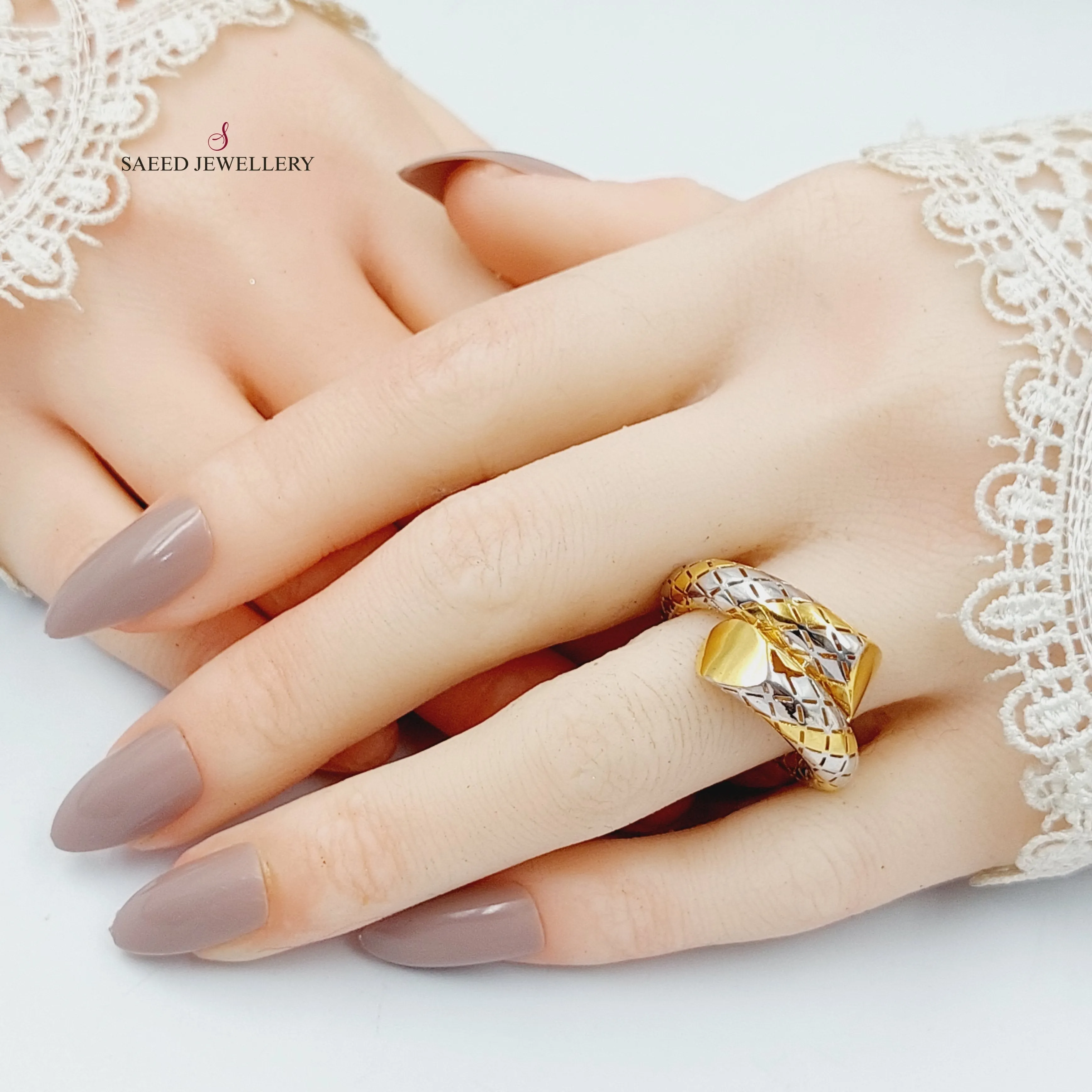 Deluxe Snake Ring