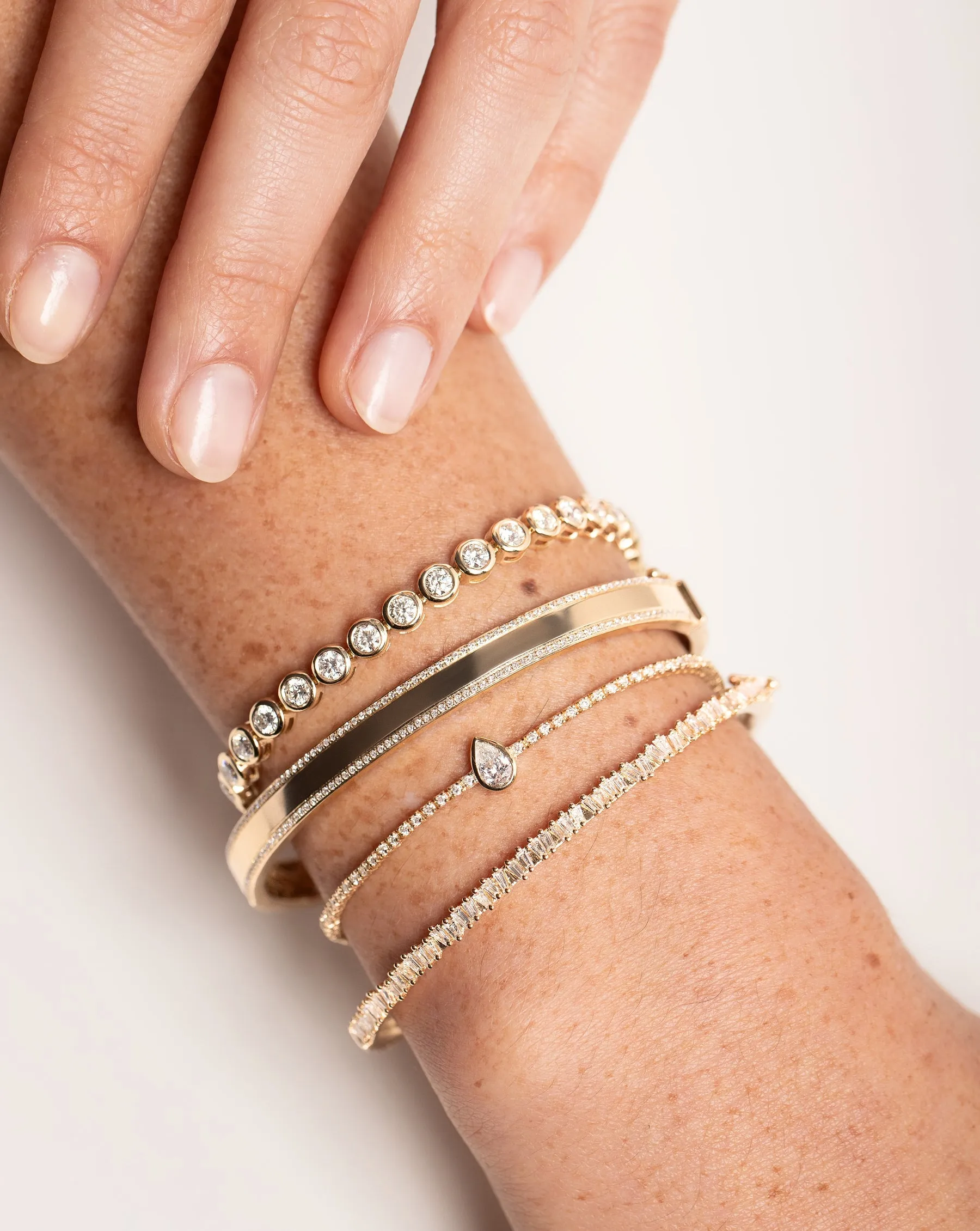 Diamond Border Bangle
