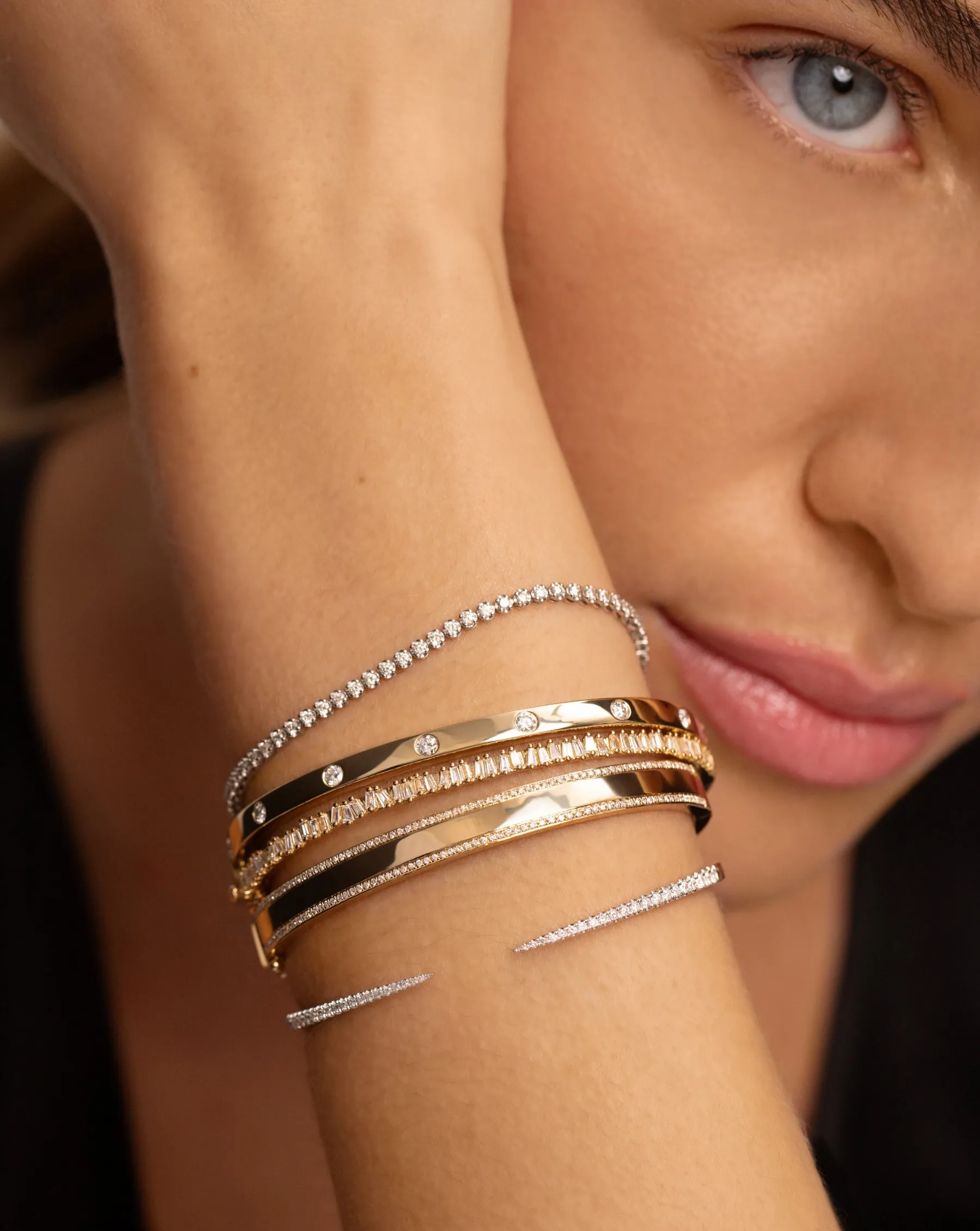 Diamond Border Bangle