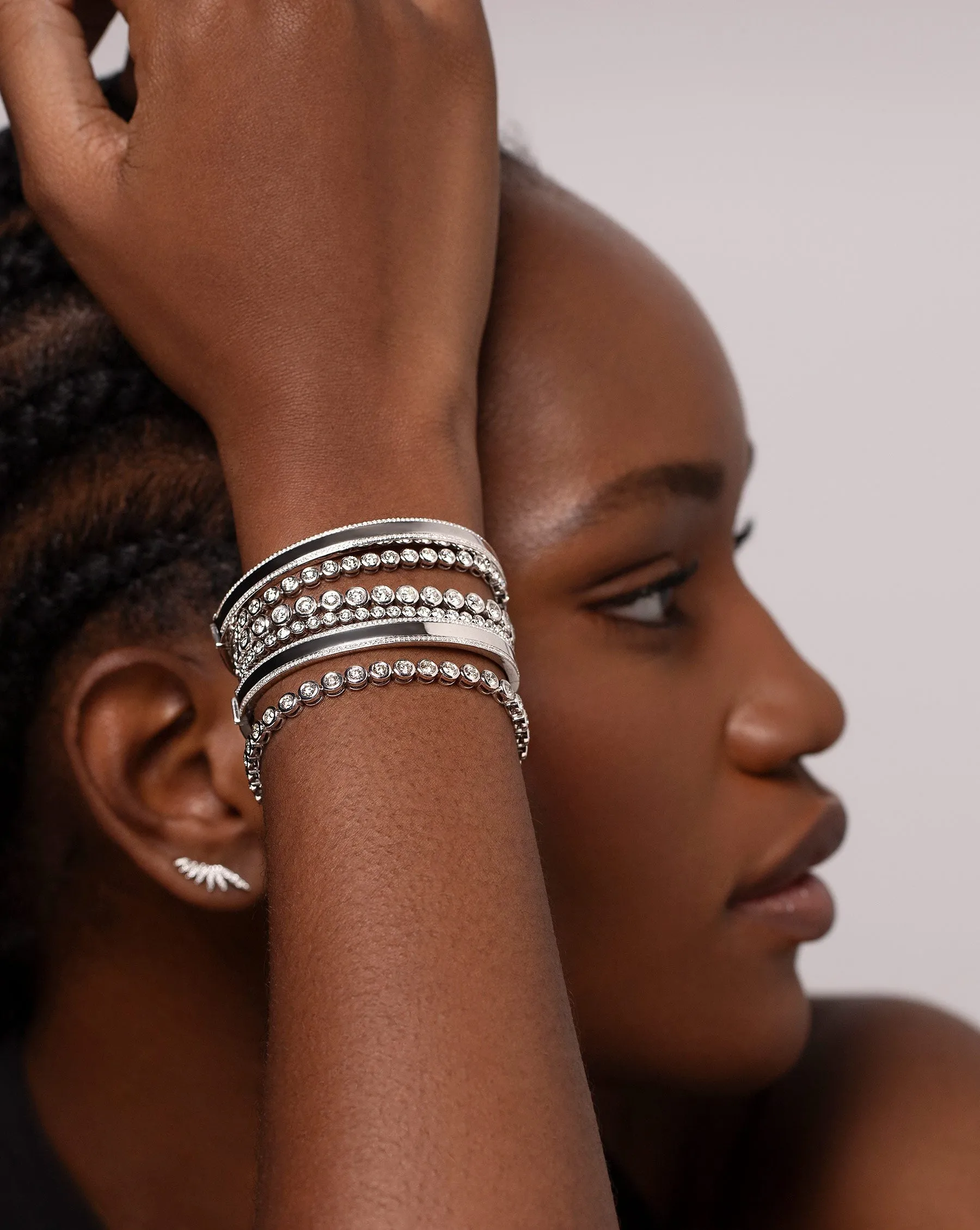 Diamond Border Bangle