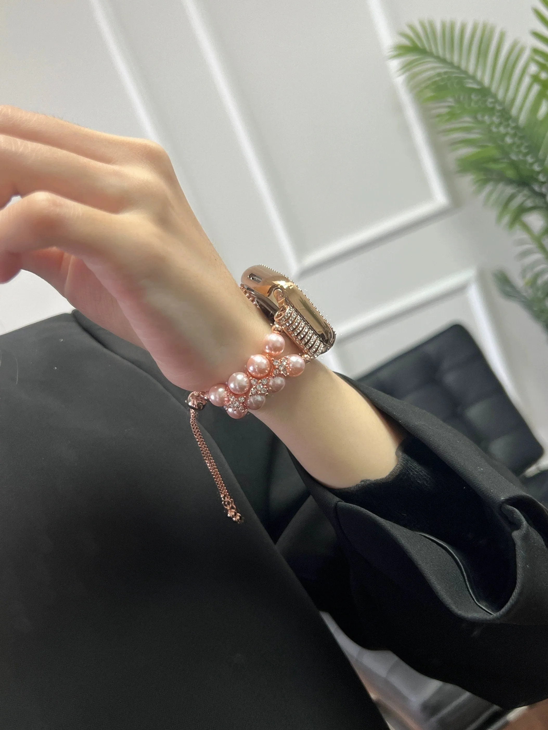 Diamond Studded Chain Pearl Strap iWatch Band Series 12 3 4 5 6 7 8 9 Ultra Generation 38mm 40mm 41mm 42mm 44mm 45mm 49mm   Apple Watch Case