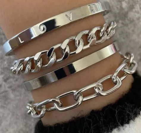 Elegant Smooth C-Shaped Hollow Chain Bracelet Set - Gold Bracelet for Women