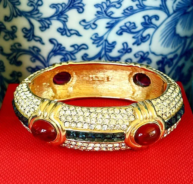 Fabulous signed CINER vintage 80s high-quality top-of-the-line bracelet bangle