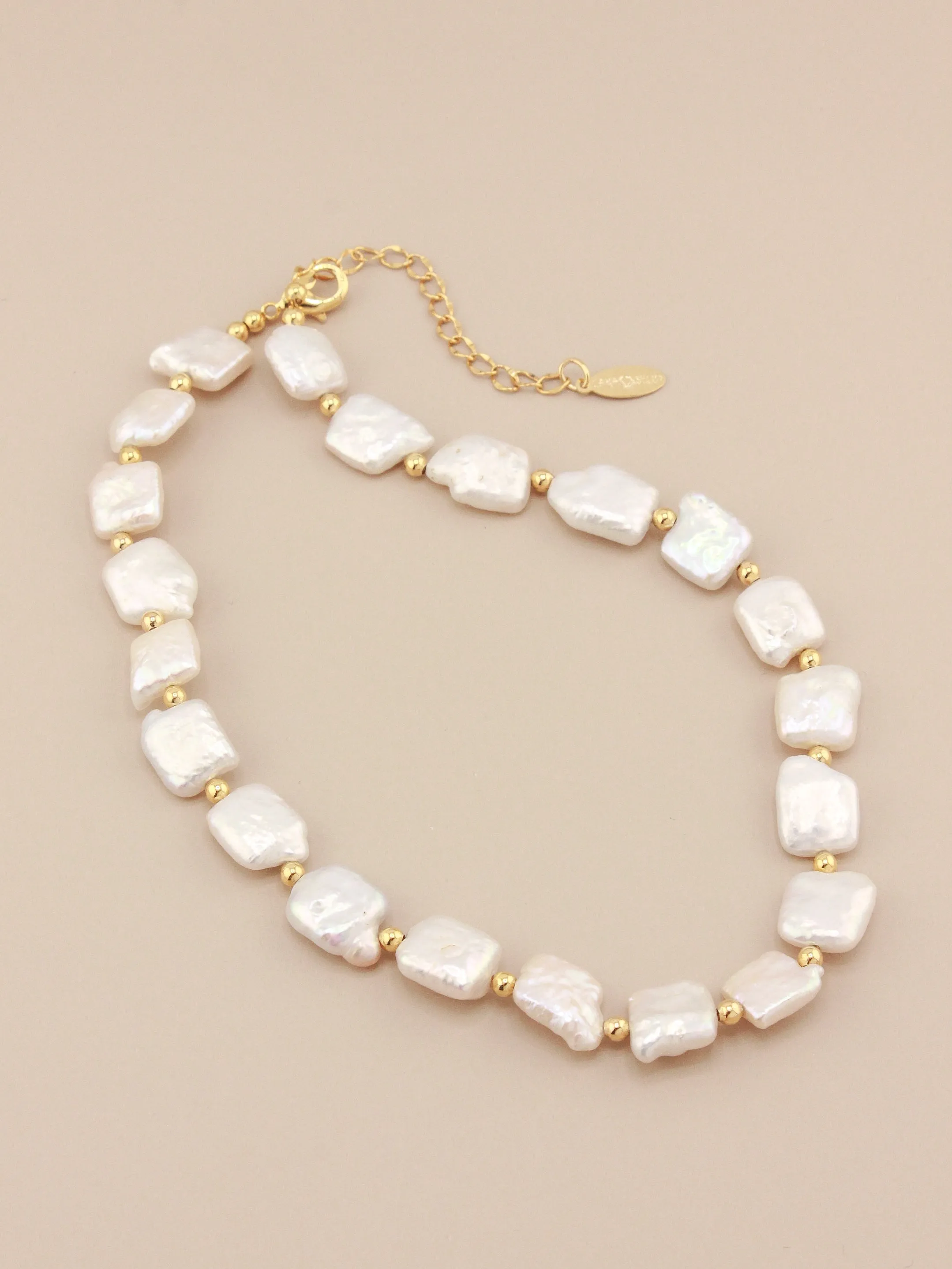 Flat Square Pearl Choker