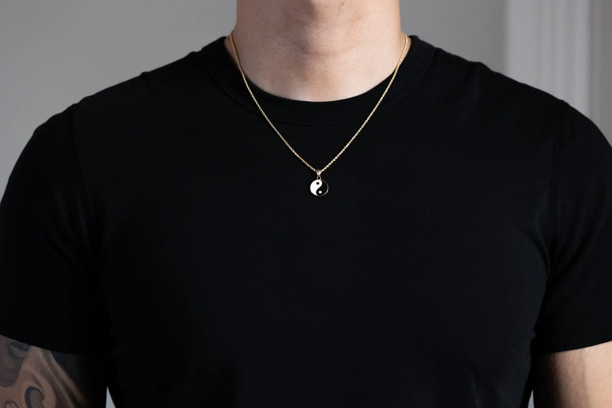 Gold Enamel Yin Yang Pendant Necklace – Model PT2520