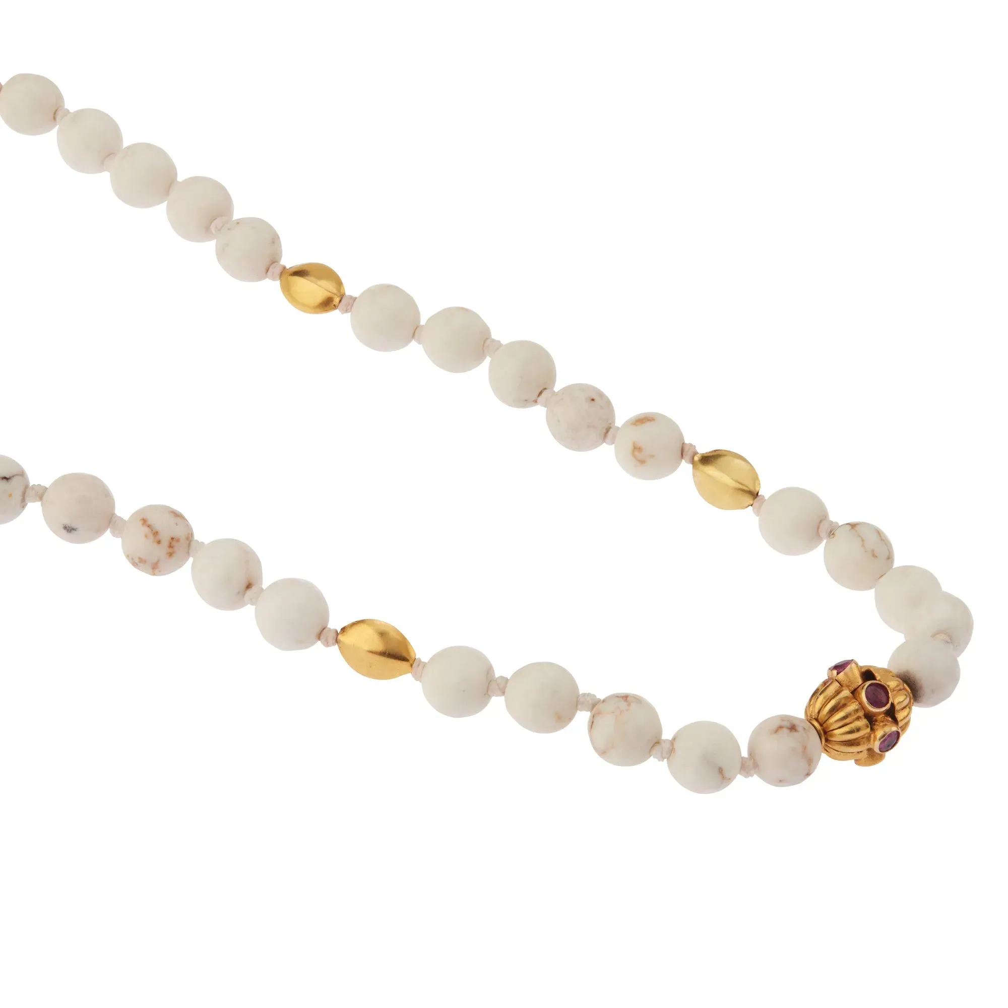 Howlite and Gold Beaded Necklace (47cm)