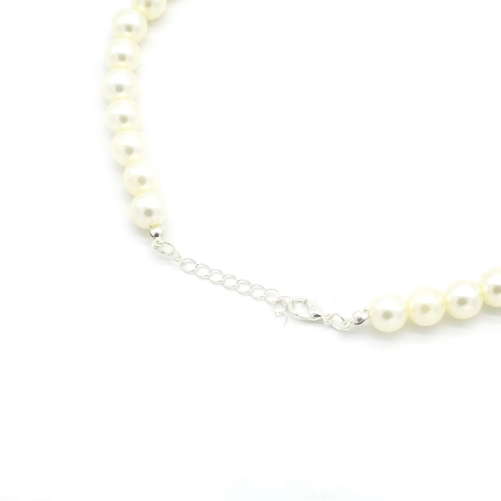 Joker & Witch Bewitching Pearl Choker Necklace for Women