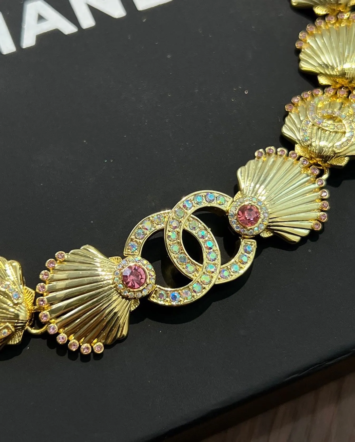 JW670 CC Choker