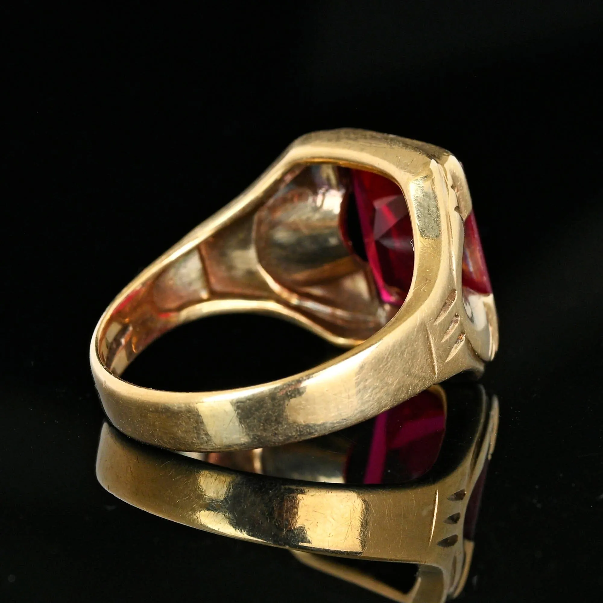 Mens Vintage Art Deco Gold Ruby Signet Ring