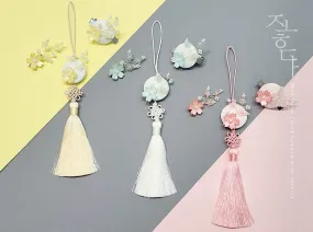 Mother of Pearl Flower Norigae (3 Colors)