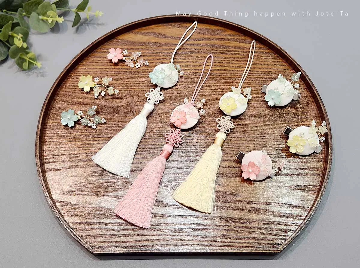 Mother of Pearl Flower Norigae (3 Colors)