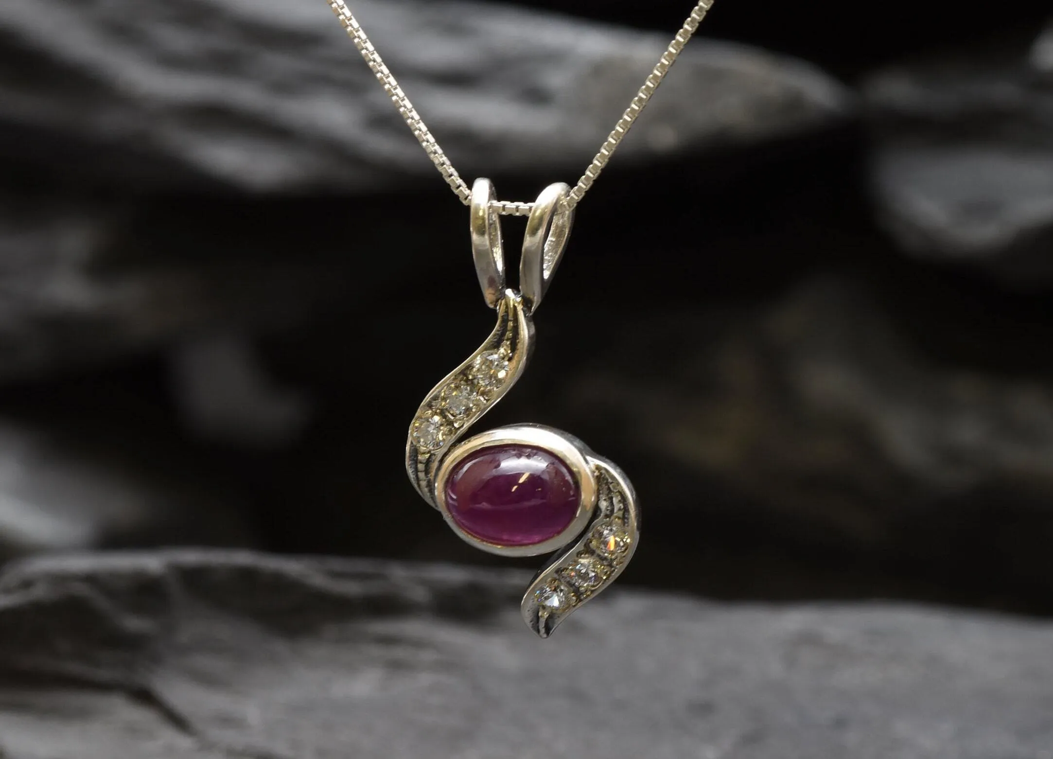 Natural Ruby Pendant - Classy Red Necklace - Horizontal Vintage Necklace