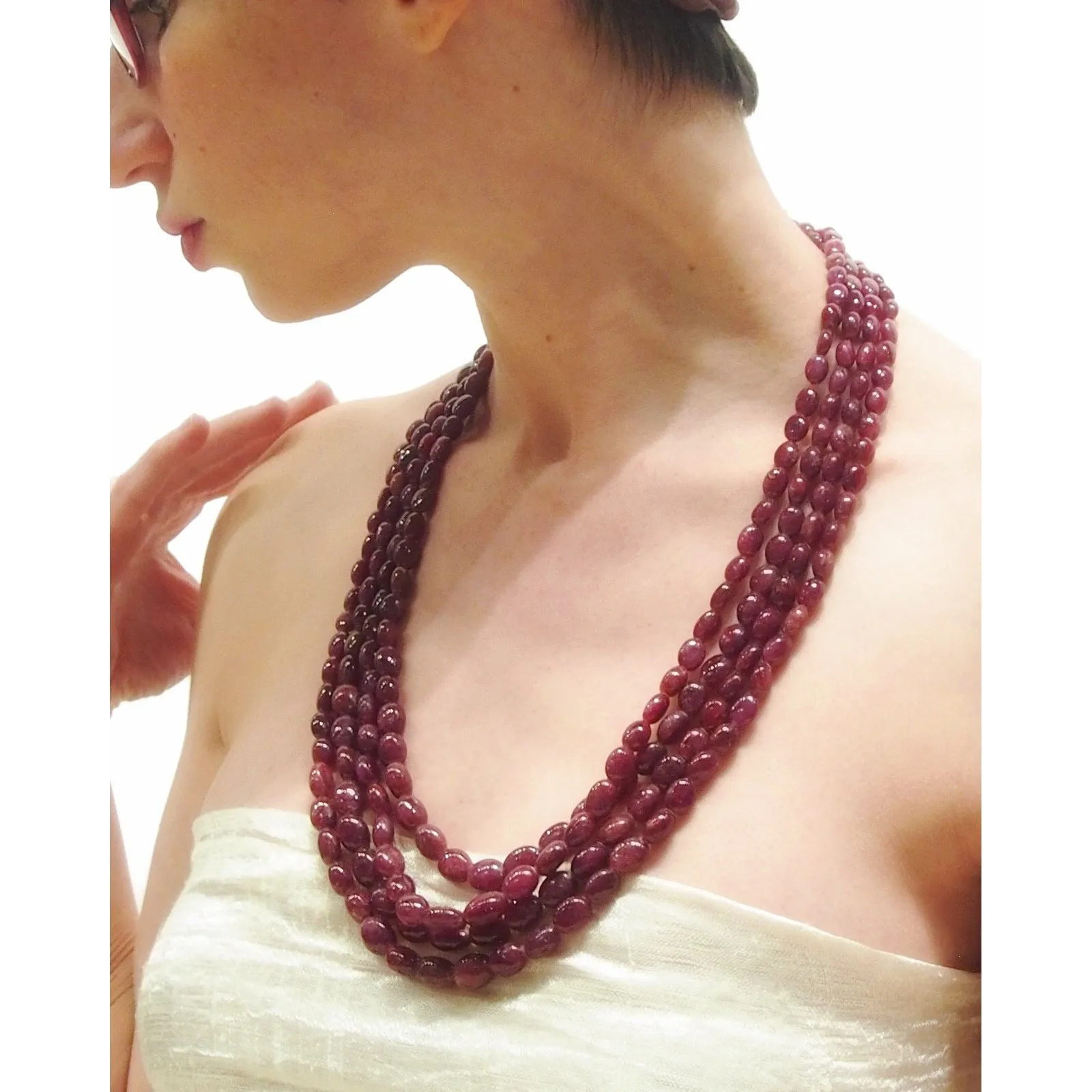 Ruby Smooth Oval Strand