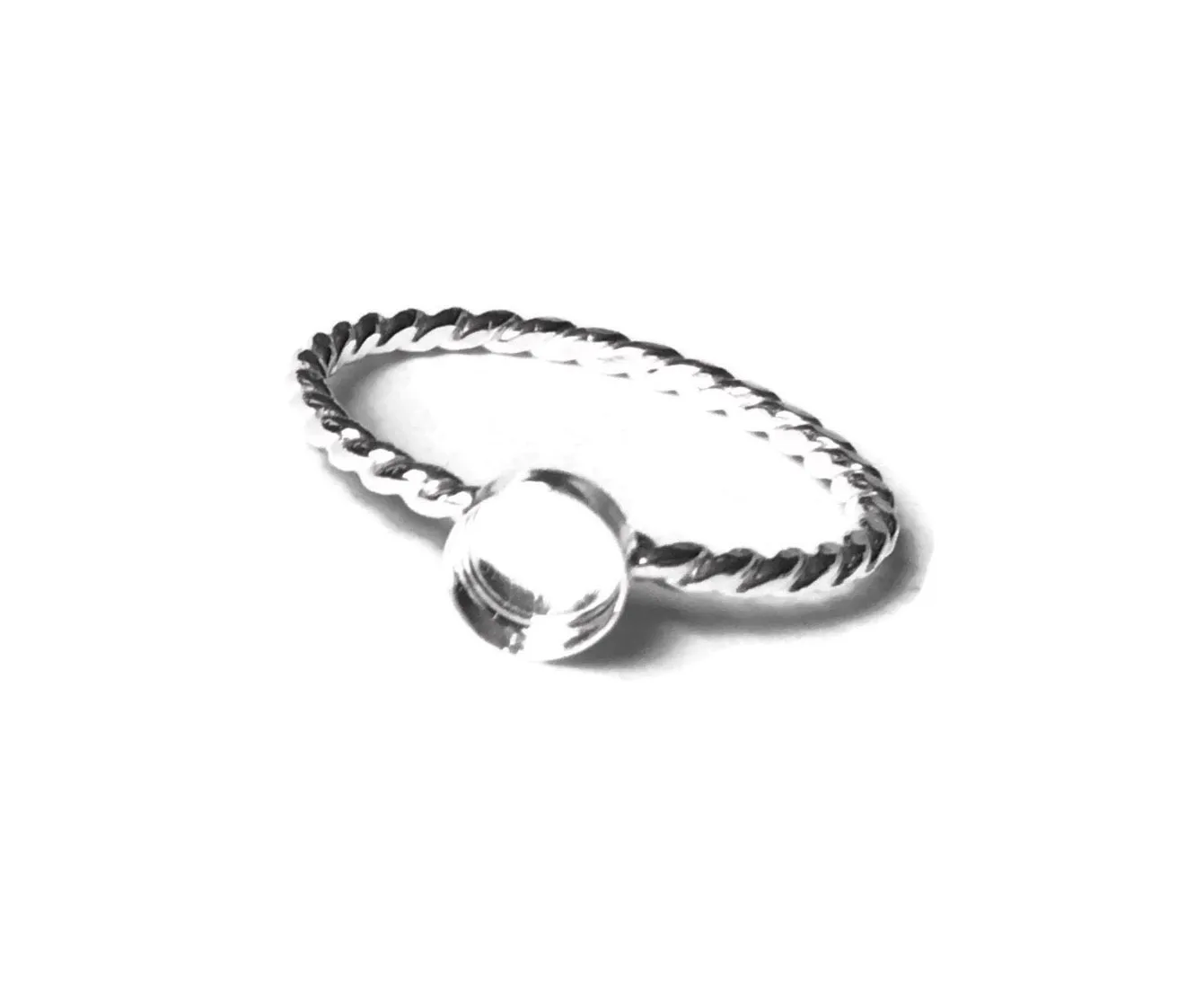 Twist Band Round Bezel Cup Ring Blank | 4 mm, 5 mm, 6 mm, 8 mm, 10 mm