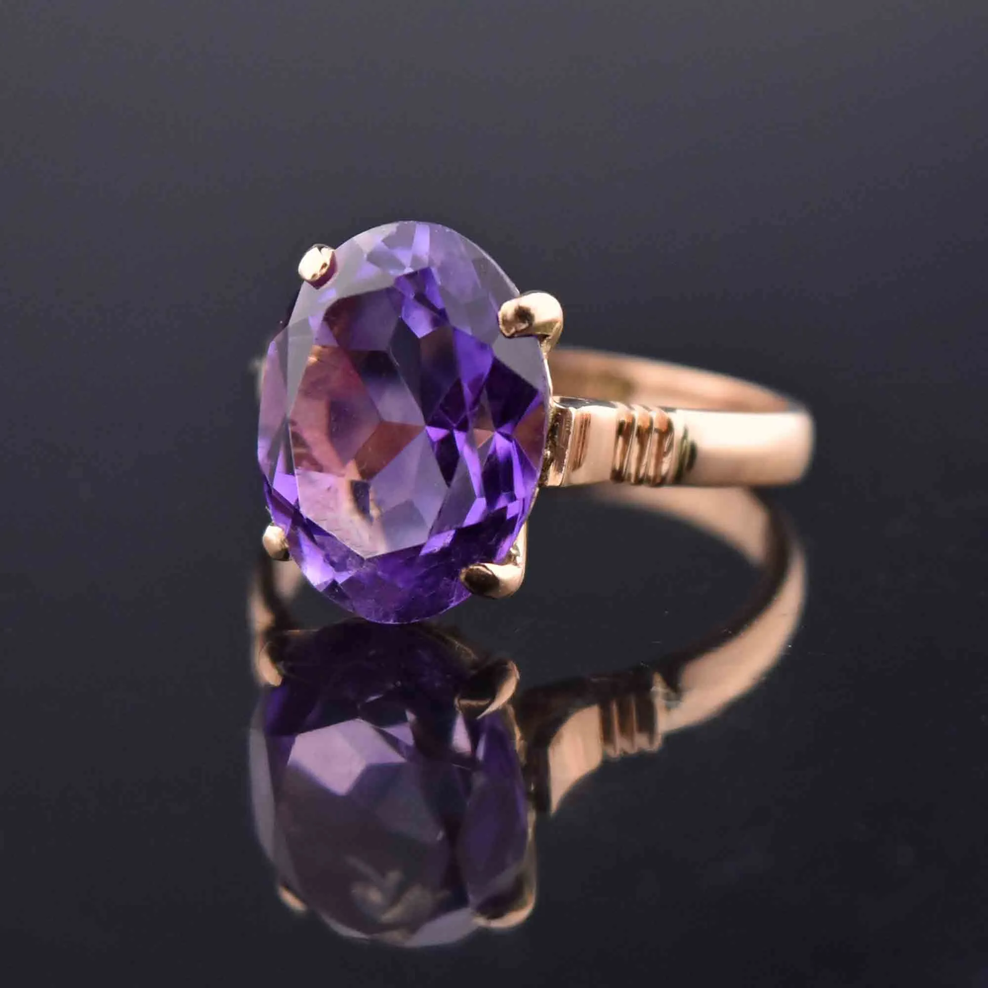 Vintage 14K Rose Gold Oval 4 CTW Amethyst Ring